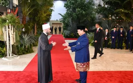 وزير الأوقاف يشارك في حفل تنصيب برابووو سوبيانتو رئيسًا لدولة إندونيسيا