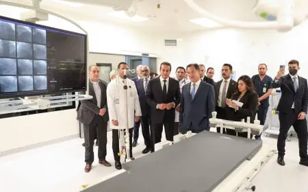 وزير الصحة ونظيره اليوناني يتفقدان مستشفى العاصمة الإدارية الجديدة
