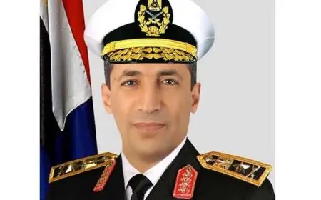 قائد القوات البحرية: نعيش في منطقة مليئة بالتحديات.. وقوتنا تحمي السلام