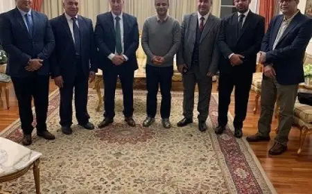 سفير مصر ببلغاريا يستقبل وفدا رسميا لعمال مصر