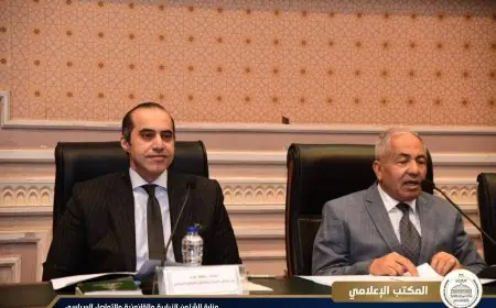 بعد الموافقة على قانون تنظيم لجوء الأجانب.. وزير المجالس النيابية: مصر مقصد لكل مضطهد أو لاجئ