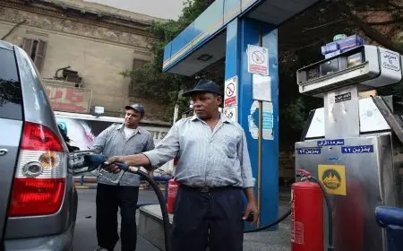 هل يتم تحريك أسعار البنزين خلال الـ6 أشهر المقبلة ؟ وزير البترول يكشف