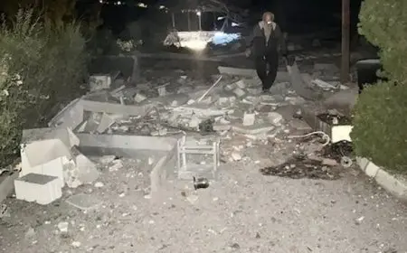 بلا رحمة.. غارة إسرائيلية تقضي على صحافيين جنوب لبنان ومشاهد توثق لحظات الرعب