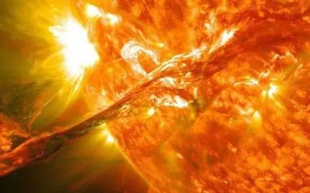 انقطاع الإنترنت بسبب العاصفة الشمسية.. هل ستحل نهاية العالم قريبا؟