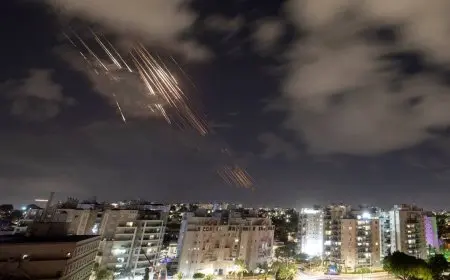تطورات الصراع الإسرائيلي الإيراني: غارات بلا خسائر فادحة