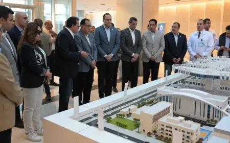 رئيس الوزراء: مجمع السويس الطبي عالمي بكل المقاييس