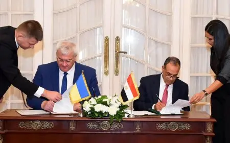وزير الخارجية ونظيره الأوكراني يوقعان مذكرة تفاهم لتعزيز التعاون بمجال التدريب الدبلوماسي