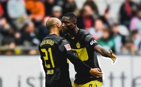 أوجسبورج يهزم بروسيا دورتموند بثنائية في الدوري الألماني