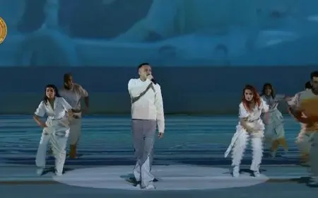 ويجز يغني الحب على لساننا في احتفالية ذكرى أكتوبر بحضور الرئيس السيسي