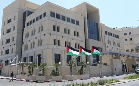 فلسطين تدين القصف الإسرائيلي على إيران