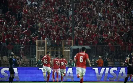 إمام عاشور يسجل الهدف الثاني للأهلي في شباك العين