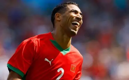 على خطى مبابي.. دعوة أشرف حكيمي لعشاء ماركرون في المغرب