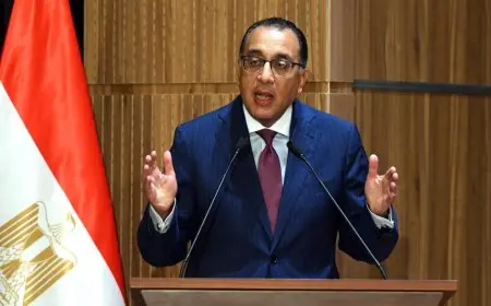 رئيس الوزراء يطمئن المصريين: احتياطاتنا من السلع آمنة.. والأدوية الأساسية متوفرة بالكامل