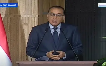 رئيس الوزراء: نسبة كبيرة من أرضنا صحراء لكنها قد تكون فرصة لتوليد طاقات جديدة ومتجددة