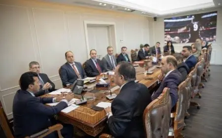 وزير الرياضة يبحث مع حزب الشعب الجمهوري تعزيز مشاركة الشباب بالحياة السياسية