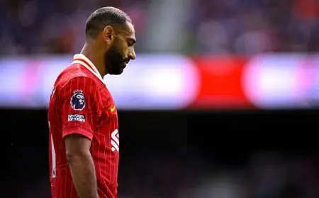 محمد صلاح على مقاعد بدلاء ليفربول أمام برايتون في كأس الرابطة الإنجليزية