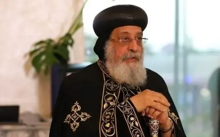 البابا تواضروس يوضح ملابسات استقالة أسقف المقطم وحقيقة سيامة كهنة ذوي ميول غير أرثوذكسية