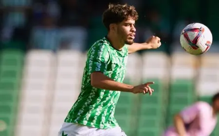 بيليغريني سعيد بتجديد عقد الزلزولي بعدما رفض رحيله في الصيف