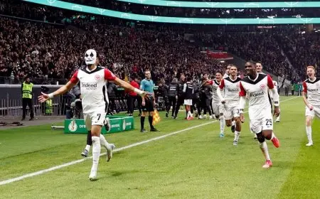 المصري مرموش “كنز فرانكفورت” يثير ذعر أندية أوروبا