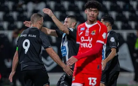 الشباب يهزم الوحدة بثلاثية ويشدد الخناق على النصر