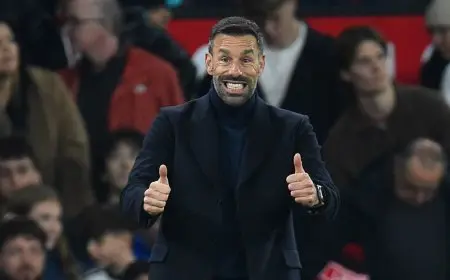 فان نيستلروي يكشف عن مستقبله بعد تولي أموريم قيادة يونايتد