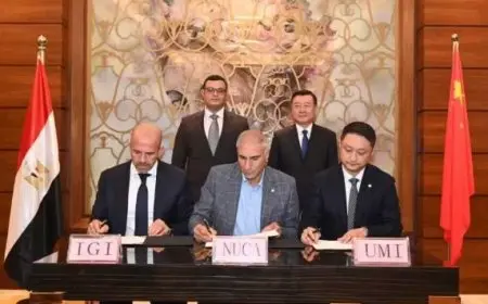 وزيرا الإسكان المصري والصيني يشهدان توقيع اتفاقية إدارة وتشغيل منطقة الأعمال المركزية بالعاصمة الإدارية