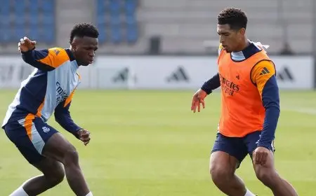 بيلينغهام يطالب أنشيلوتي بـ”استعادة مركزه” في ريال مدريد