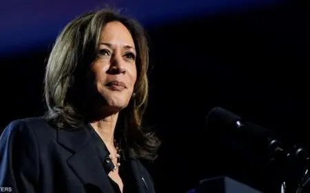 هل تصبح كامالا هاريس أول رئيسة أمريكية؟.. 5 مفاتيح قد تقلب الموازين