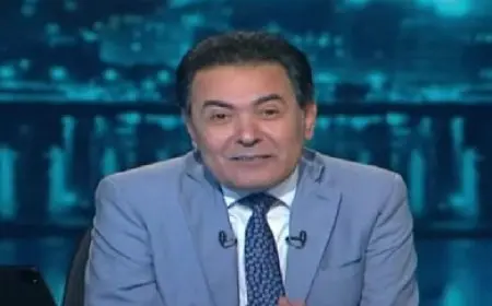 خيري رمضان: نعيش يوميا وسط شائعات محبطة تستغل صعوبة الوضع الاقتصادي