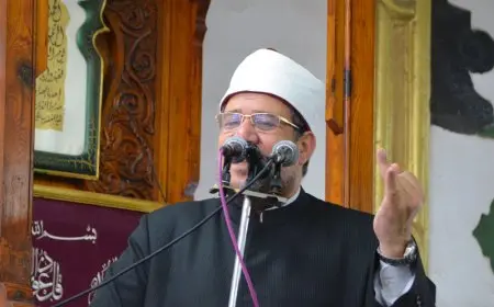 مختار جمعة: أدعو إلى تخصيص حصة مدرسية وخطبة جمعة ثابتة لبيان خطورة الشائعات