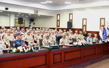 وزير الدفاع يشهد تنفيذ المرحلة الرئيسية لمشروع مراكز القيادة التعبوى للمنطقة المركزية العسكرية