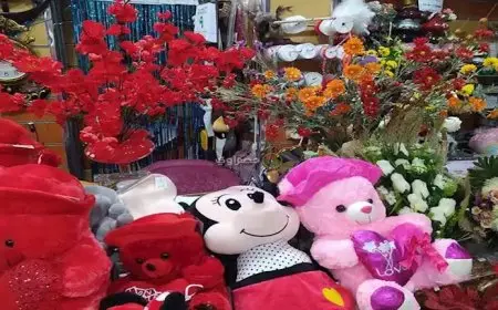 تراجع 90% بالمبيعات.. عيد الحب دون هدايا هذا العام بسبب ضغوط الأسعار المتزايدة