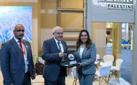 وزيرة التنمية المحلية تلتقي وزير الحكم المحلي الفلسطيني.. وتزور جناح فلسطين بالمنتدى الحضري العالمي