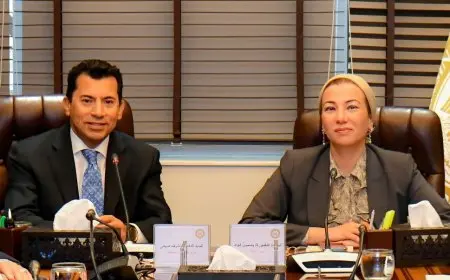 وزيرا البيئة والشباب والرياضة يناقشان استعدادات مشاركة وفد الشباب المصرى بمفاوضات مؤتمر المناخ Cop29
