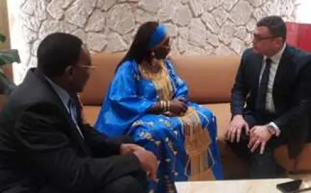 وزير الإسكان يعرض التجربة العمرانية المصرية على نظيرته الكاميرونية.. ويبحثان سبل تعزيز التعاون