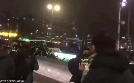 هولندا تتحول إلى ساحة معركة.. تمزيق العلم الفلسطيني يشعل غضب الجماهير العربية ضد الإسرائيليين