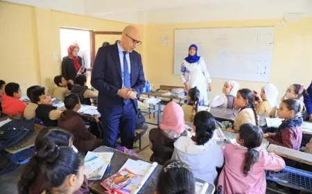 وزير التعليم يوجه بتوفير عدد إضافي من العمال ومعلمين إضافيين بالحصة