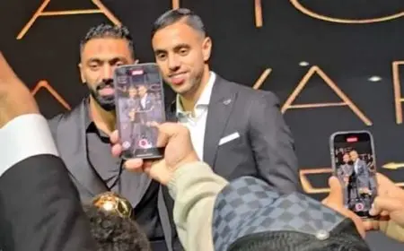 تفاصيل الصلح بين حسين الشحات ومحمد الشيبي