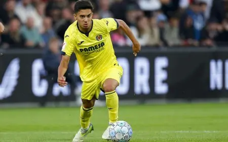 فياريال يعلن إصابة المغربي إلياس أخوماش بقطع في الرباط الصليبي