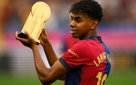 لامين يامال خارج تشكيلة برشلونة أمام سوسيداد بسبب الإصابة