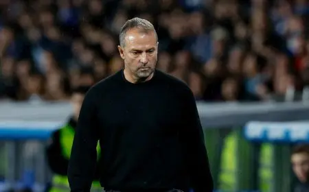 الحكم يبرّر لفليك إلغاء هدف ليفاندوفسكي: لماذا سنخترع حالة تسلّل؟