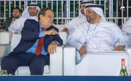 أحمد ناصر يشارك في افتتاح مهرجان كلباء للألعاب الشاطئية بالإمارات