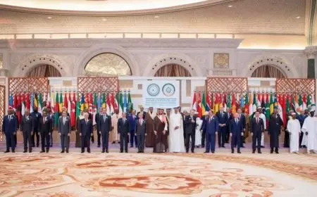 بيان قمة الرياض يطالب بحظر تصدير الأسلحة لإسرائيل