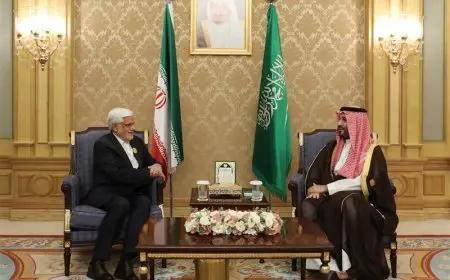 تقارب سعودي إيراني يصل ذروته في 2025.. عارف يلتقي بن سلمان
