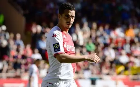 الحكم على بن يدر بالسجن لعامين مع وقف التنفيذ بتهمة الاغتصاب