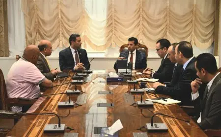 وزير الرياضة يجتمع بمحافظ دمياط لمناقشة بعض الملفات الشبابية والرياضية بالمحافظة