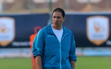 رابطة الأندية تفرض عقوبات على مجدي عبد العاطي بعد طرده في مباراة الأهلي وزد