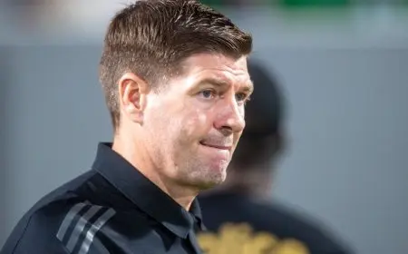 الاتفاق يقيل المدير الرياضي التنفيذي ومساعد ستيفن جيرارد