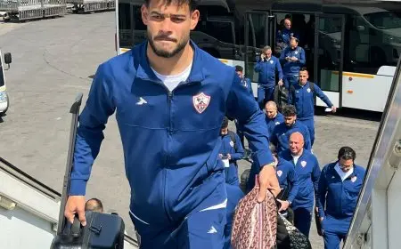 اليوم.. بعثة الزمالك تسافر إلى ليبيا لخوض مباراة اعتزال خالد حسين