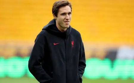 هل يعير ليفربول كييزا إلى ميلان؟